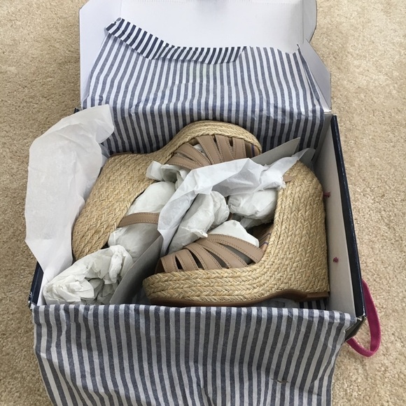 𝅺SPLENDID wedge sandal - Picture 8 of 8